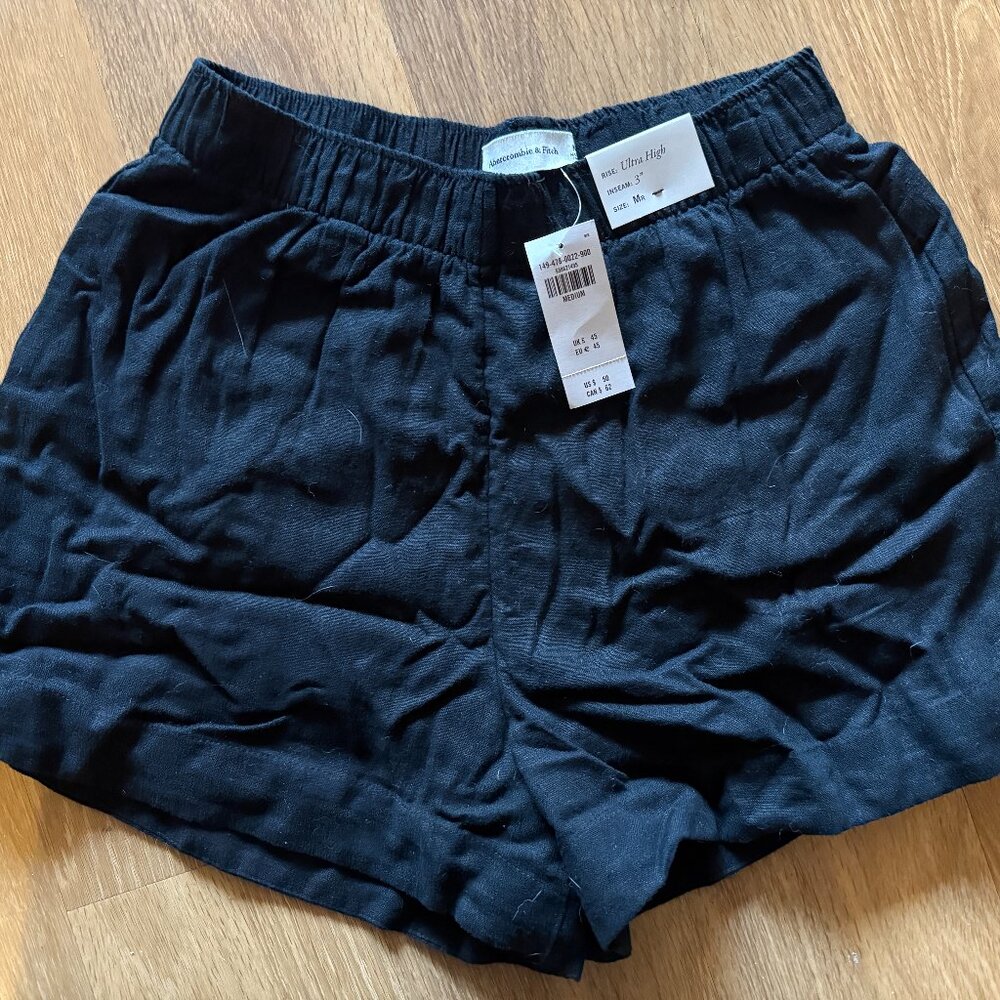 Abercrombie Linen Shorts medium NWT